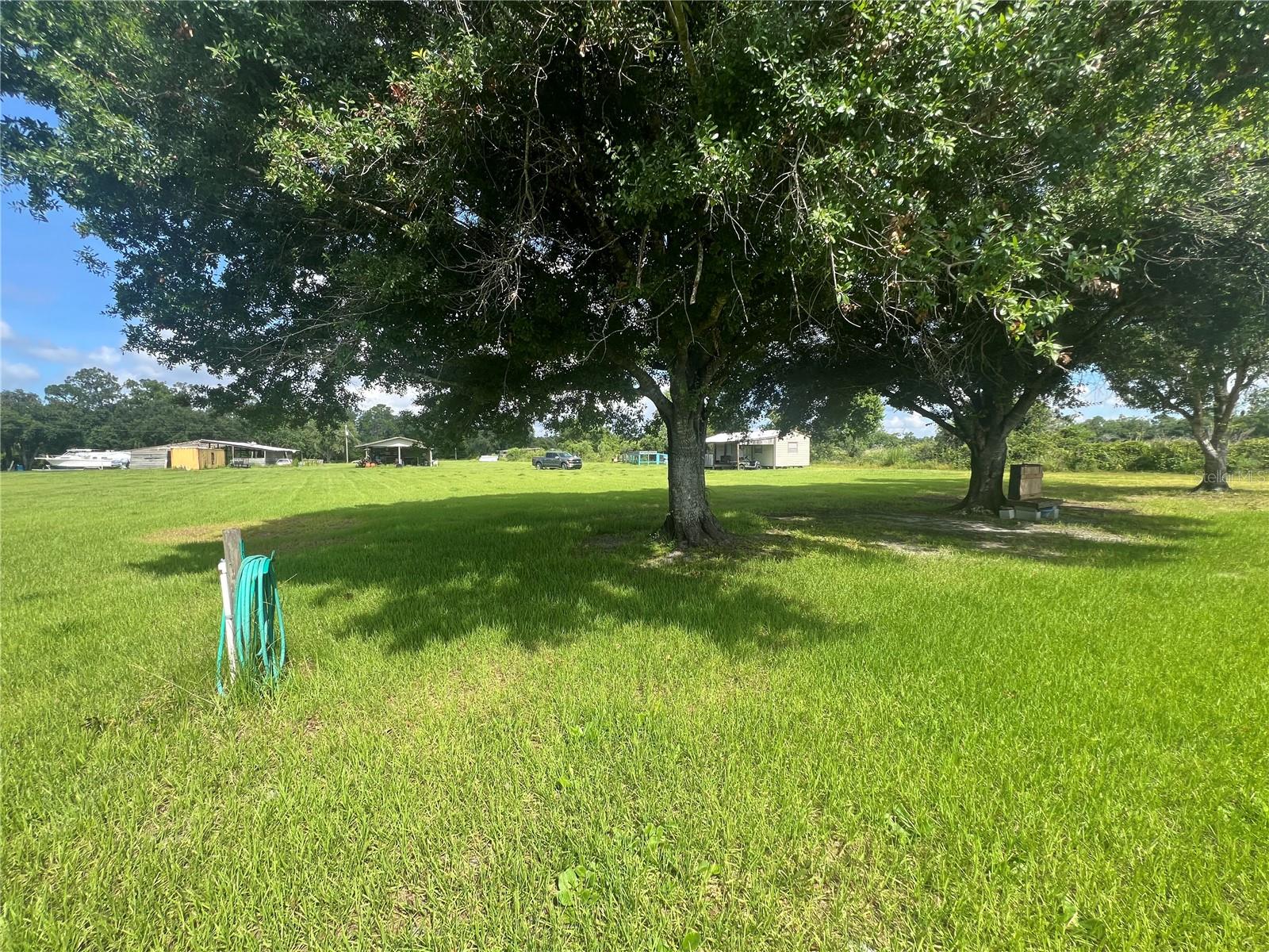 8755 WAUCHULA RD — photo 17