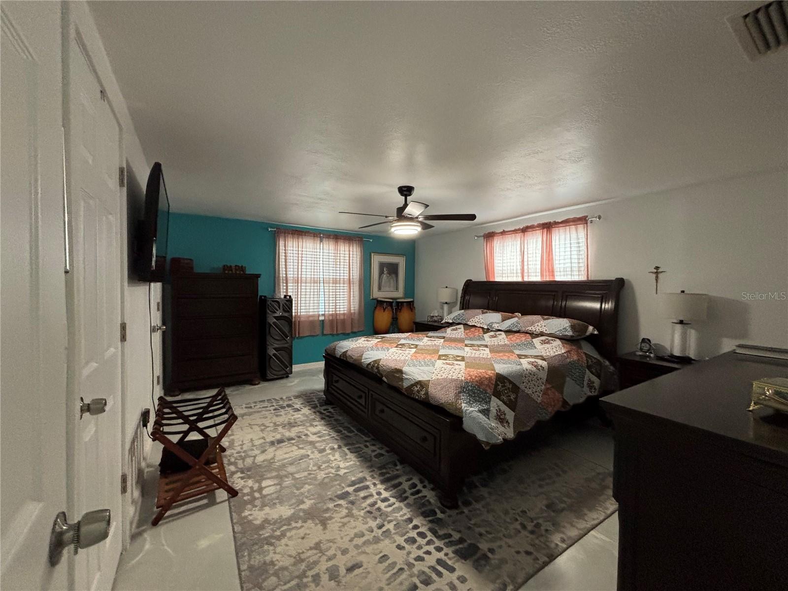 1002 SILVER PALM WAY — photo 22