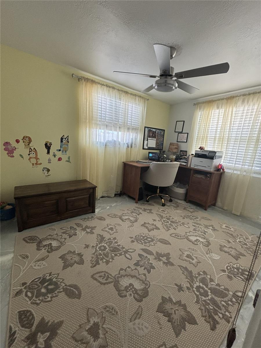 1002 SILVER PALM WAY — photo 15
