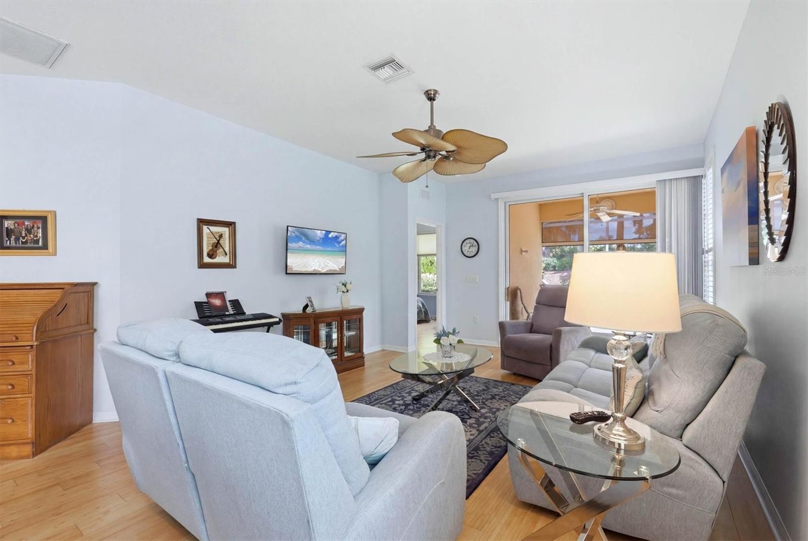 4939 WHISPERING OAKS DR — photo 11