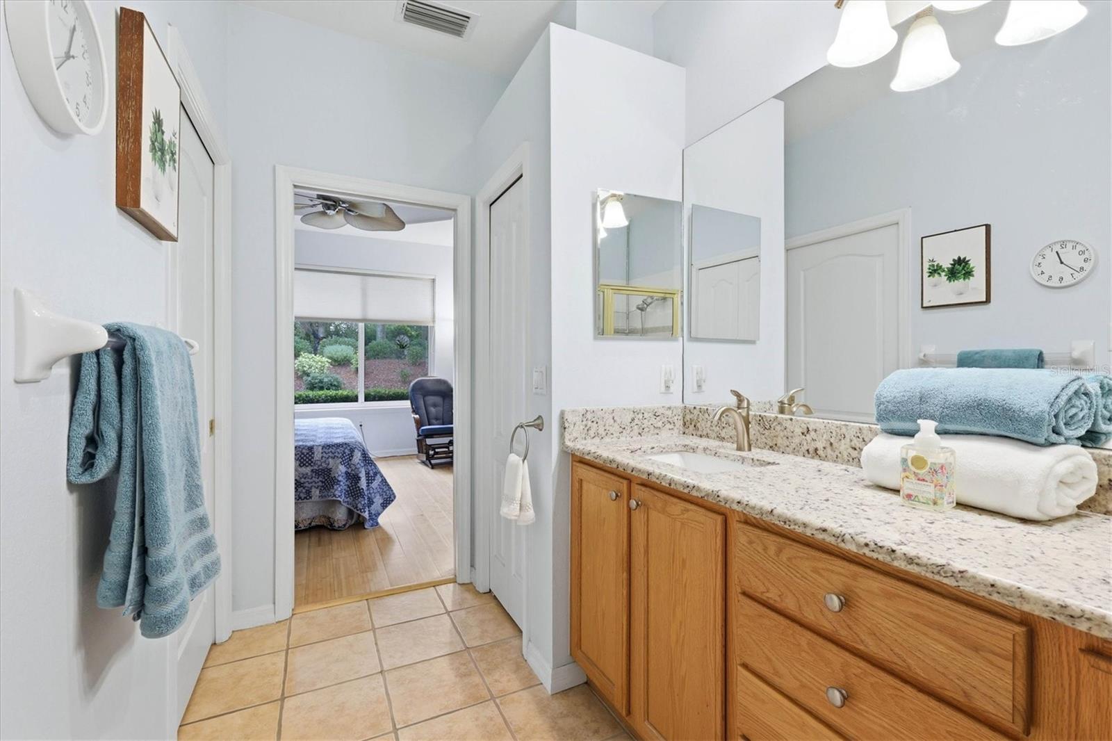 4939 WHISPERING OAKS DR — photo 25
