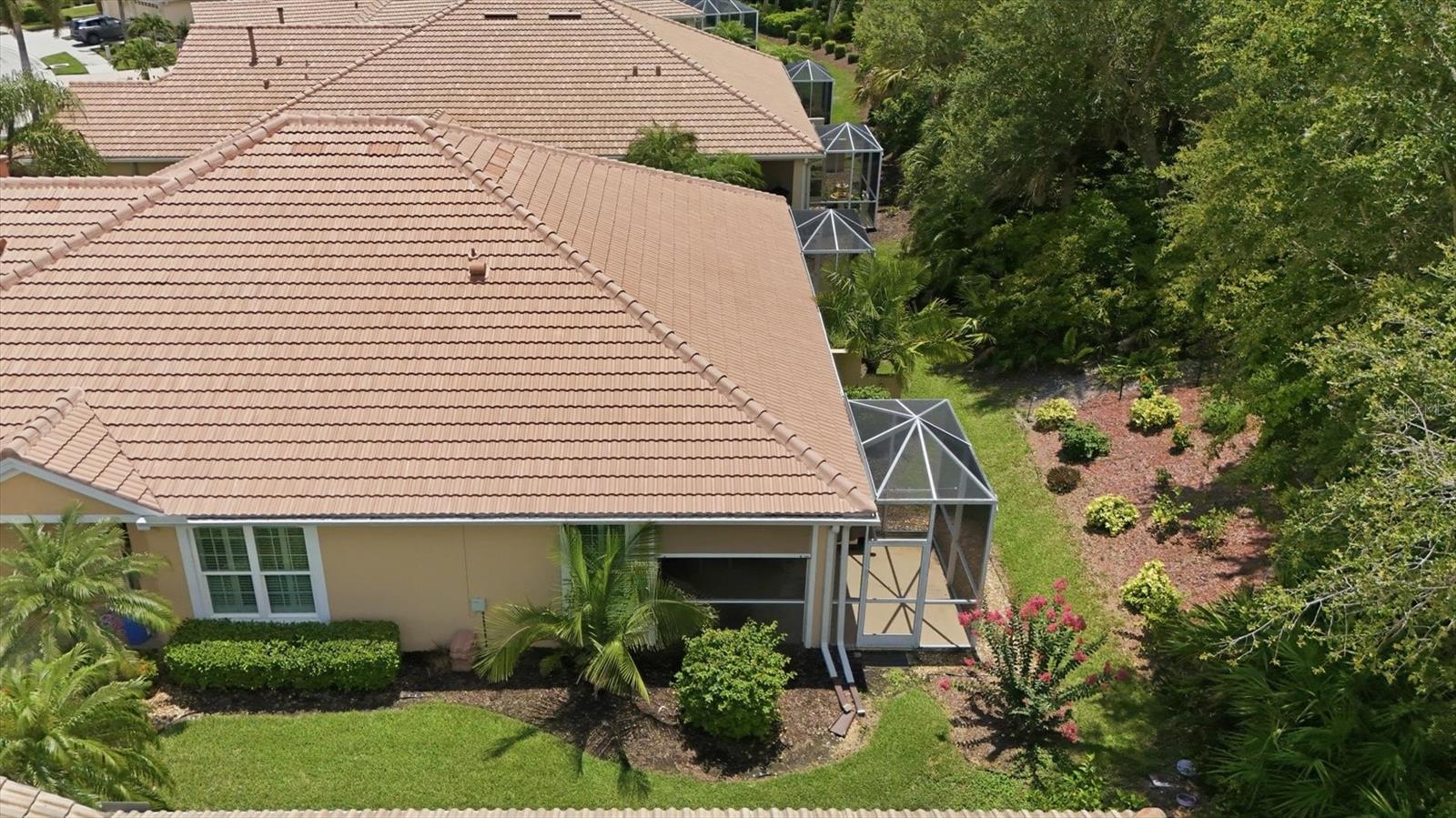 4939 WHISPERING OAKS DR — photo 35