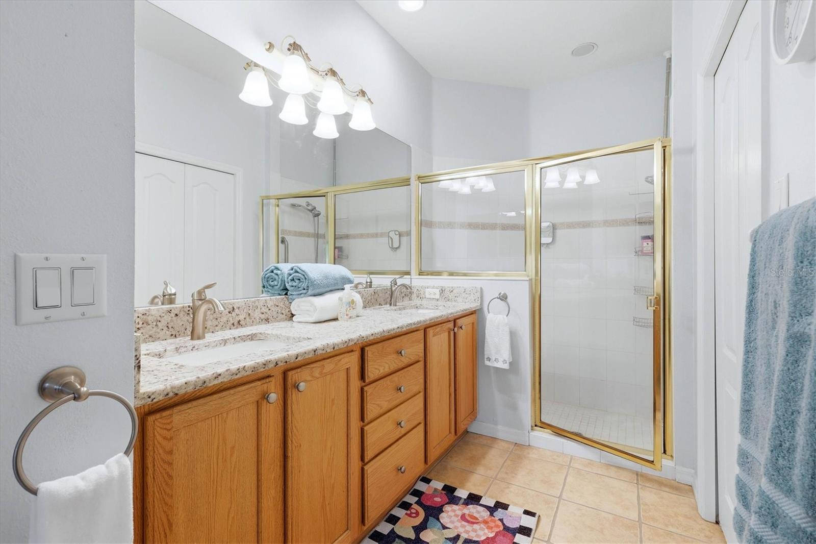 4939 WHISPERING OAKS DR — photo 24