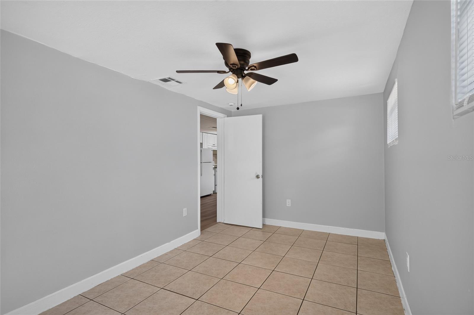 2947 GILLESPIE AVE — photo 16