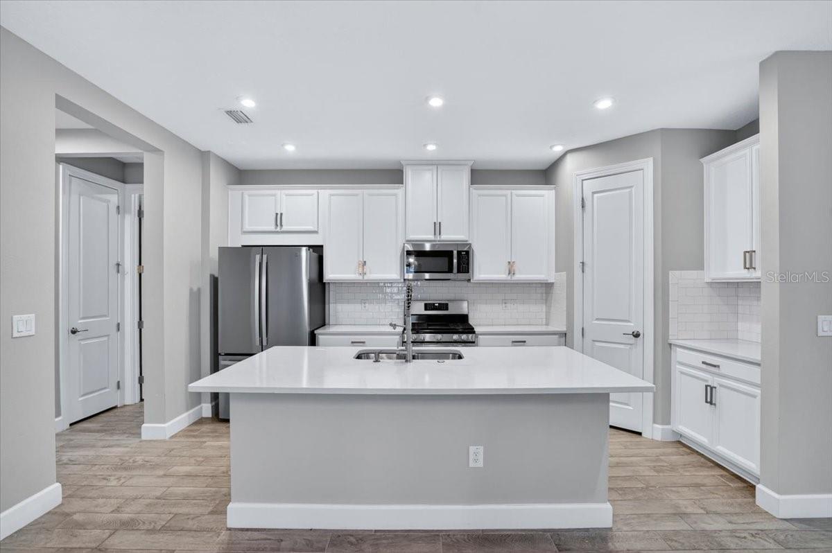 4642 CRESTPOINT WAY — photo 5