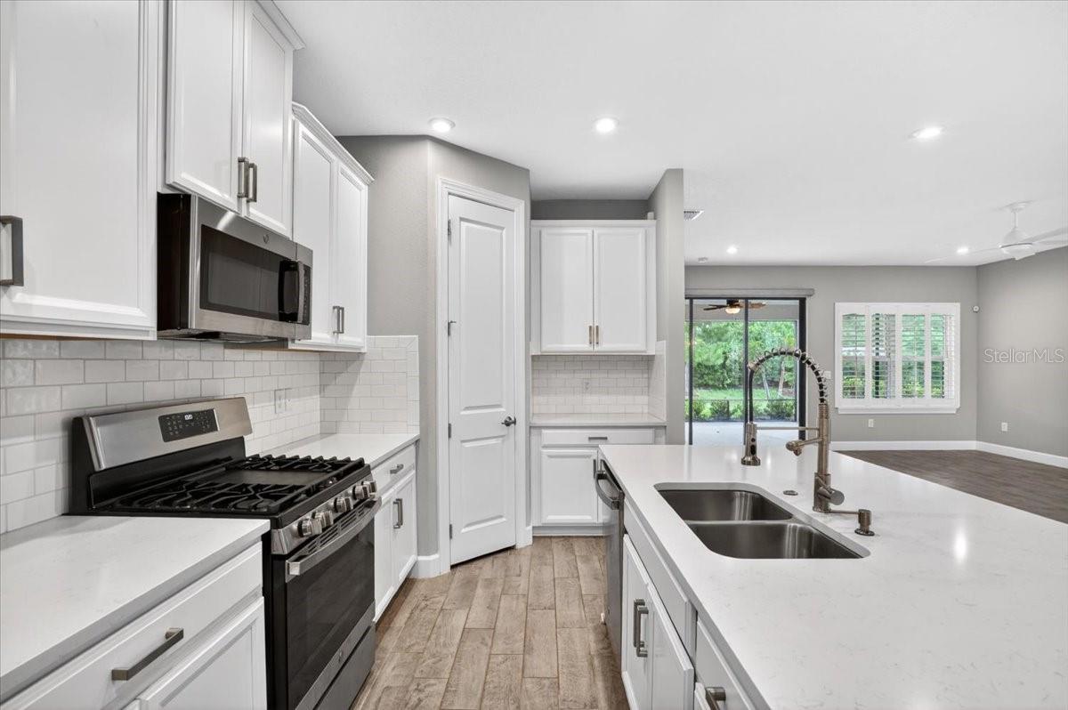 4642 CRESTPOINT WAY — photo 7