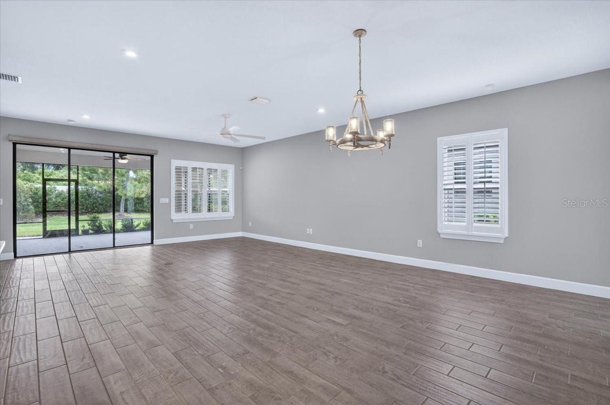 4642 CRESTPOINT WAY — photo 11