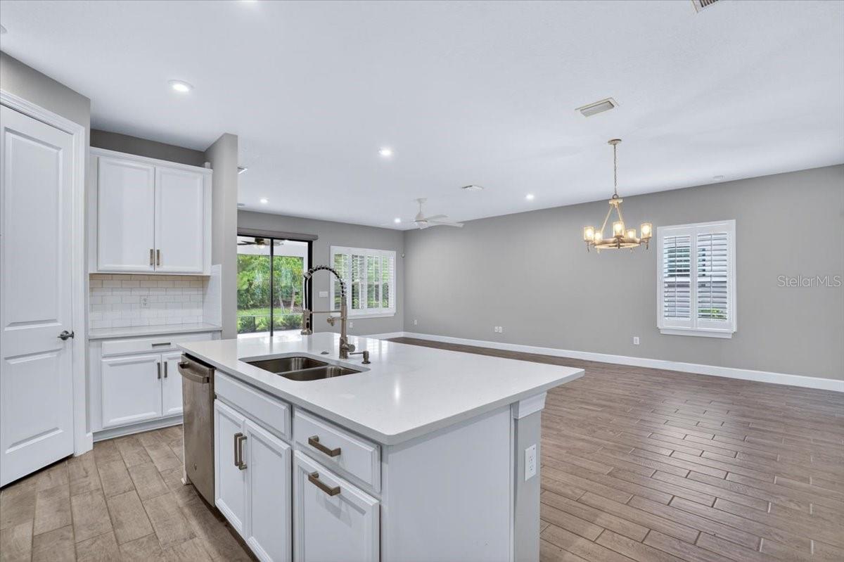 4642 CRESTPOINT WAY — photo 9