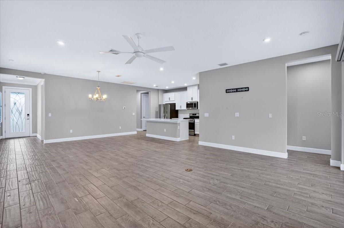 4642 CRESTPOINT WAY — photo 12