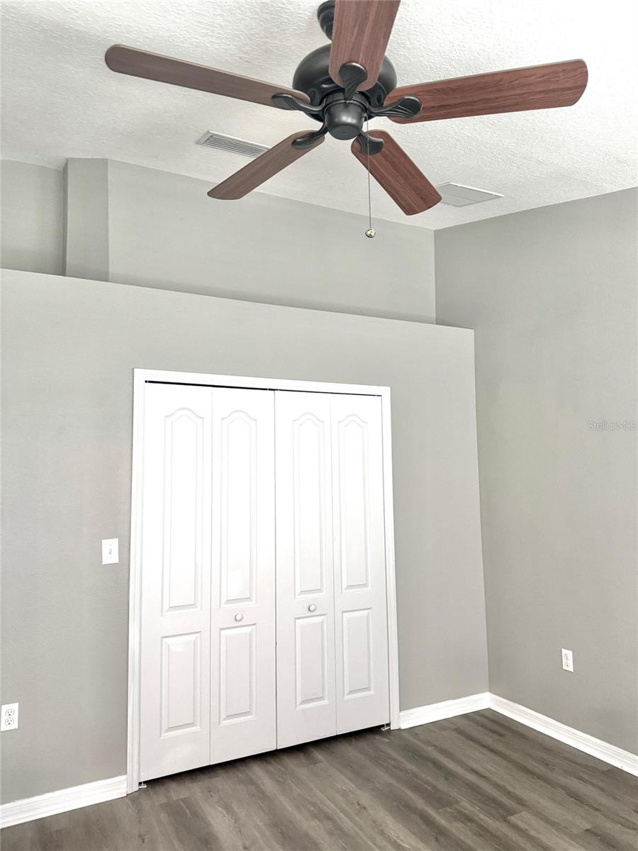 8427 BLUE ROCK DR — photo 33