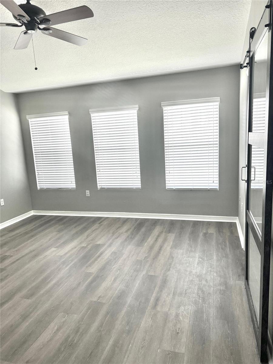 8427 BLUE ROCK DR — photo 26
