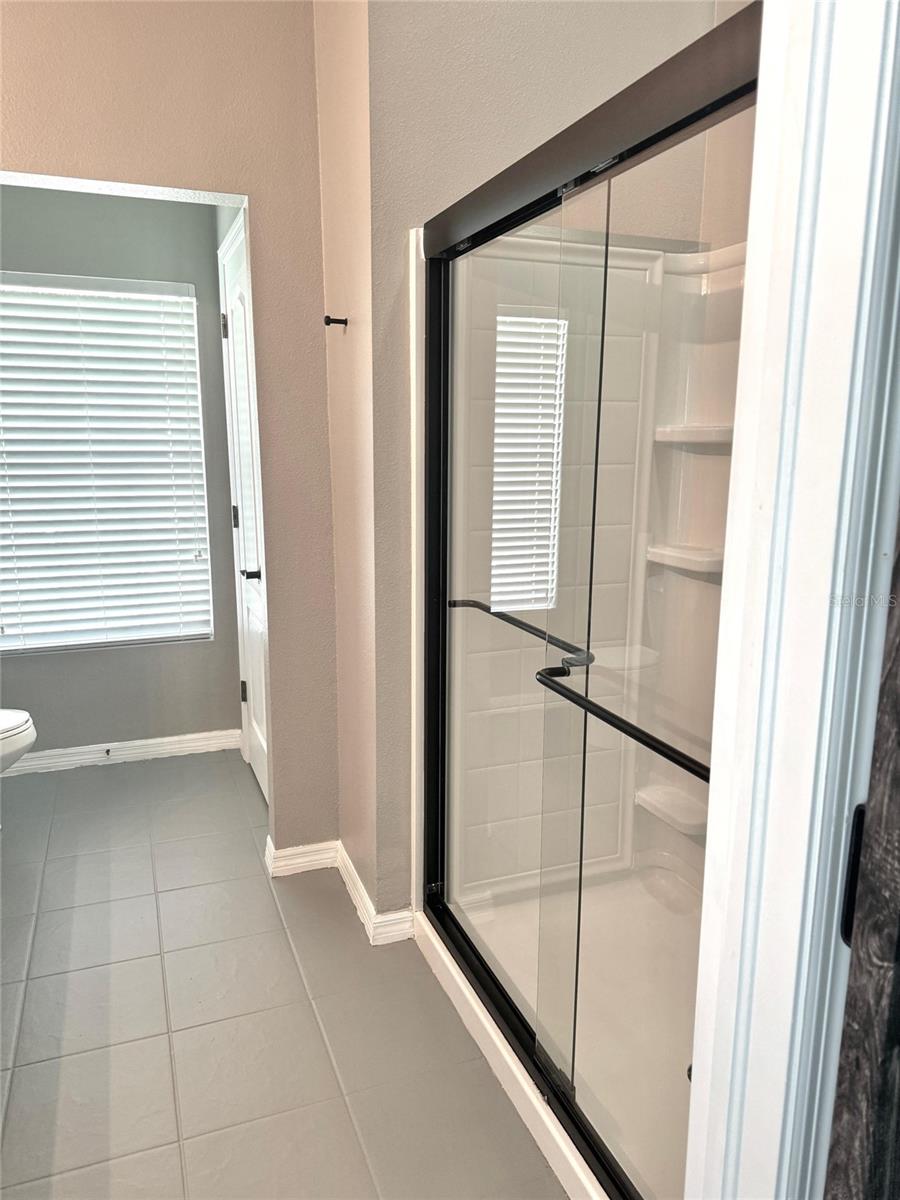 8427 BLUE ROCK DR — photo 31