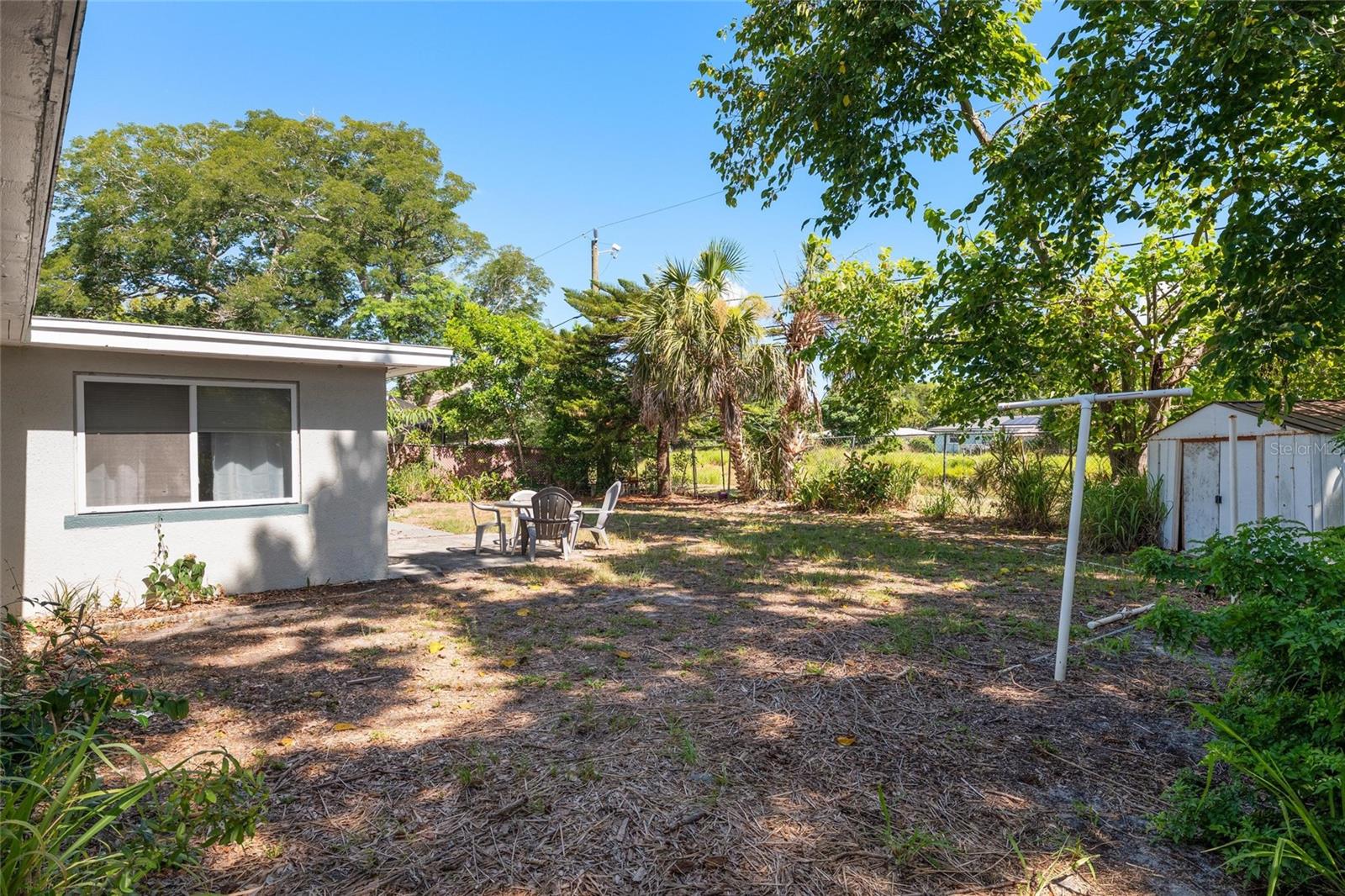 1428 PINEBROOK DR — photo 28