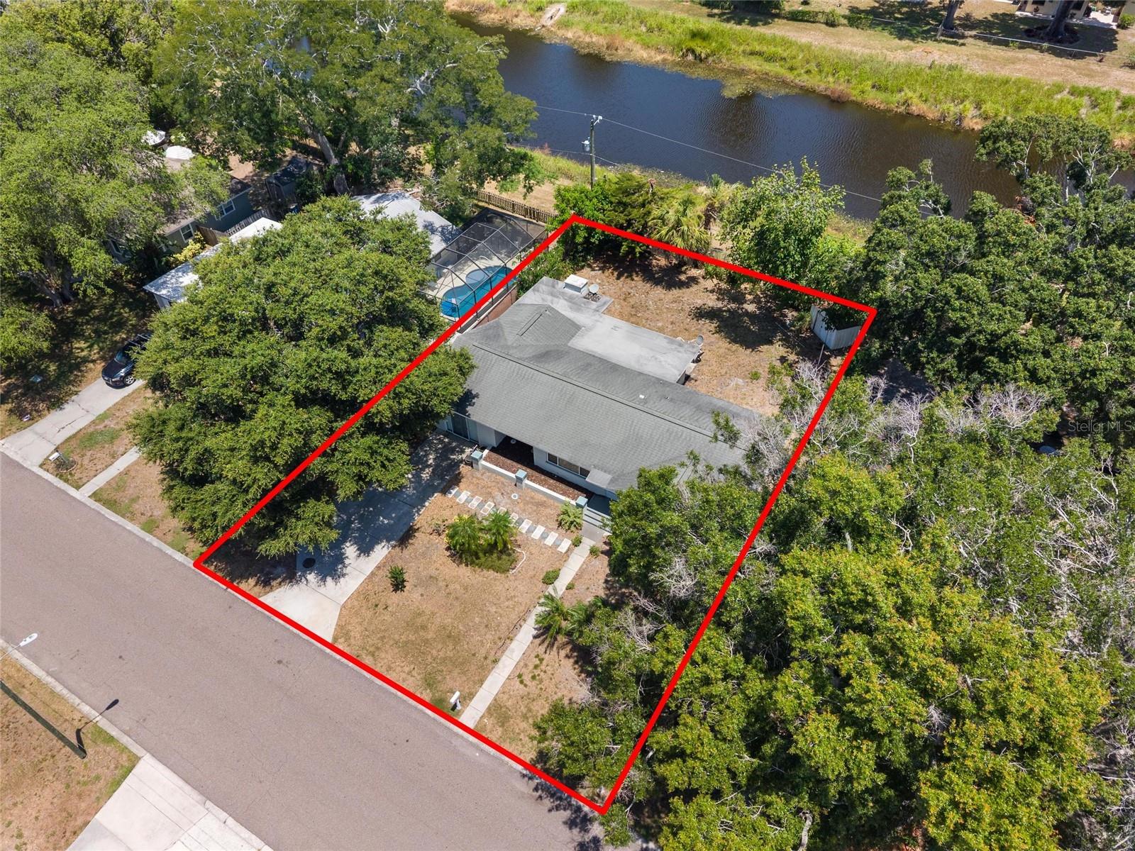1428 PINEBROOK DR — photo 7