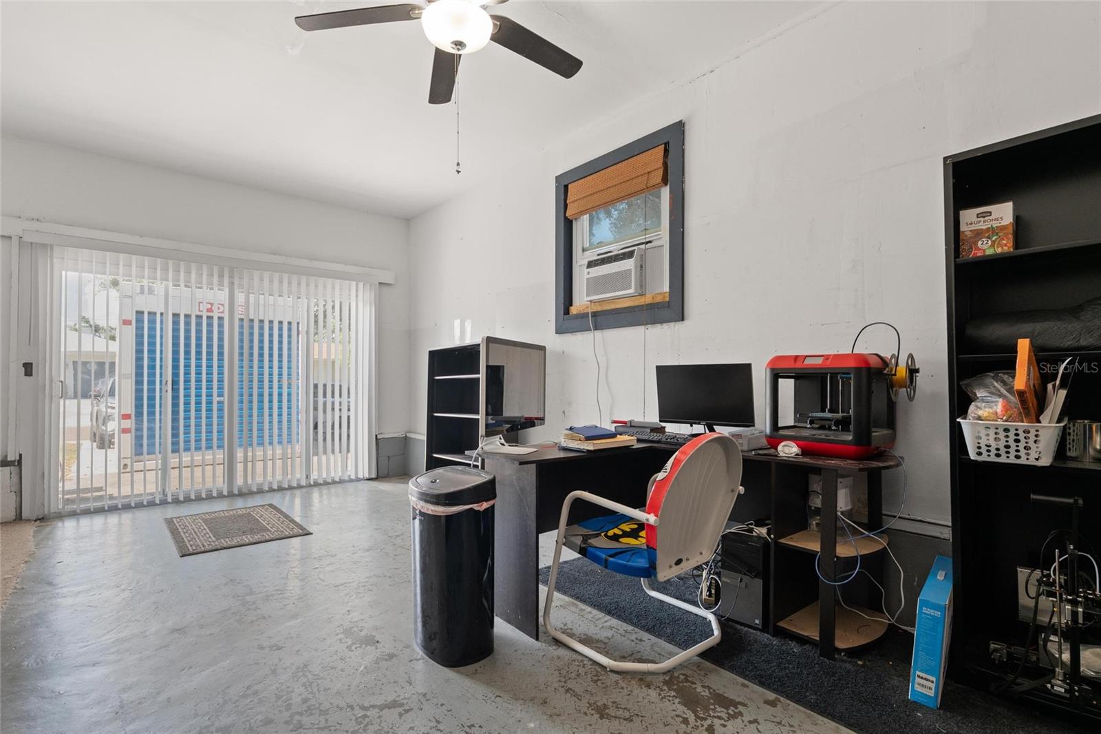 1428 PINEBROOK DR — photo 25