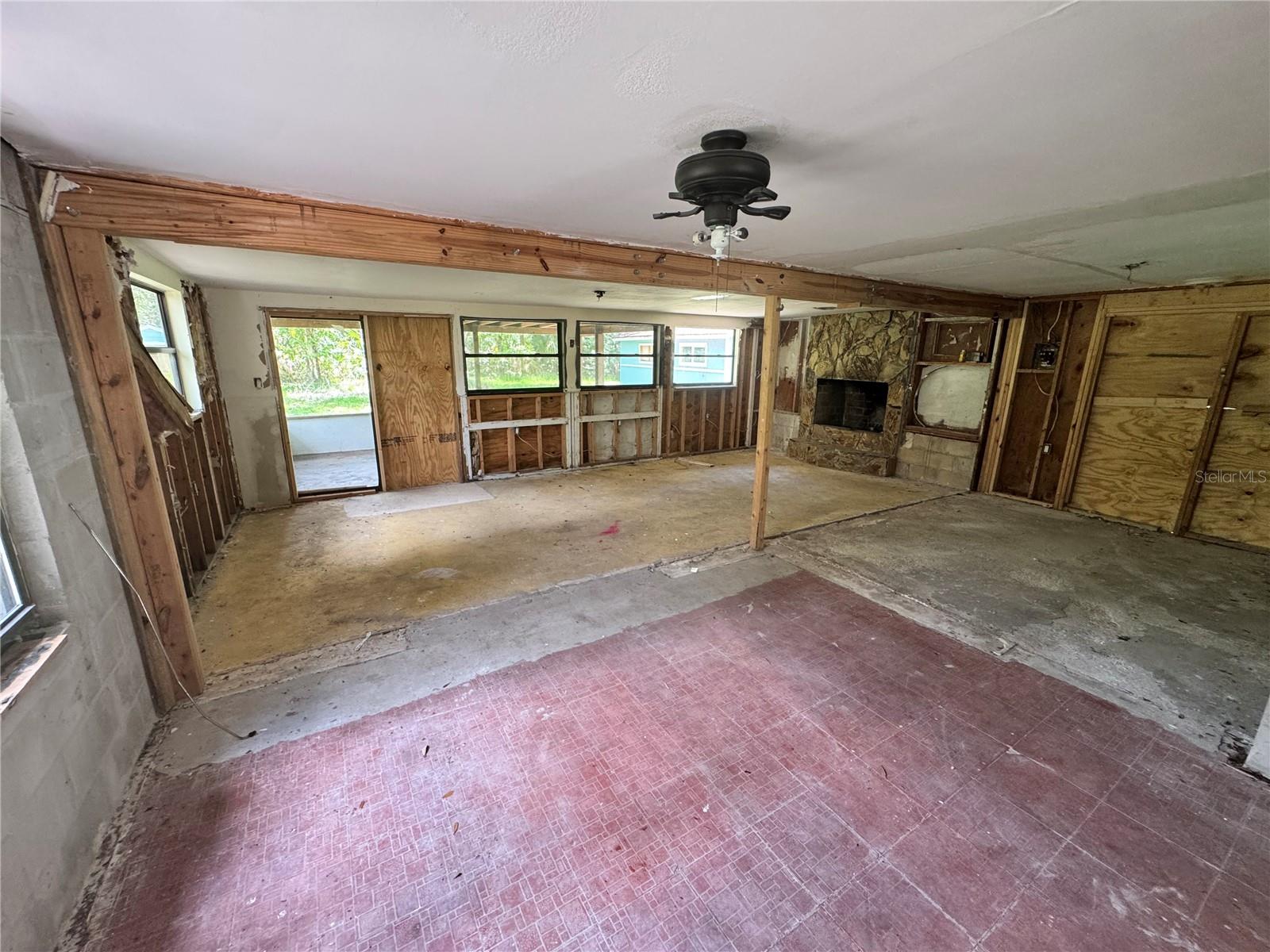 9010 MAIDEN LN — photo 5