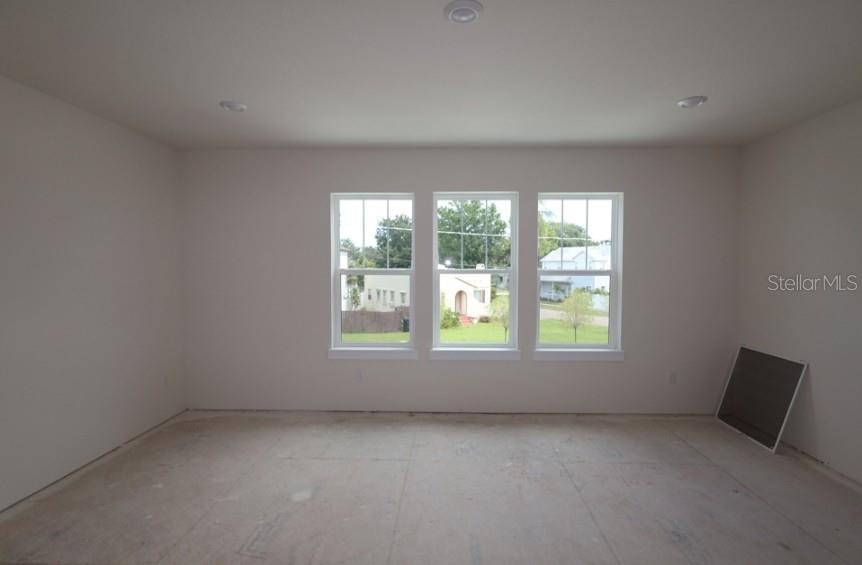 1002 W CHARTER ST — photo 13