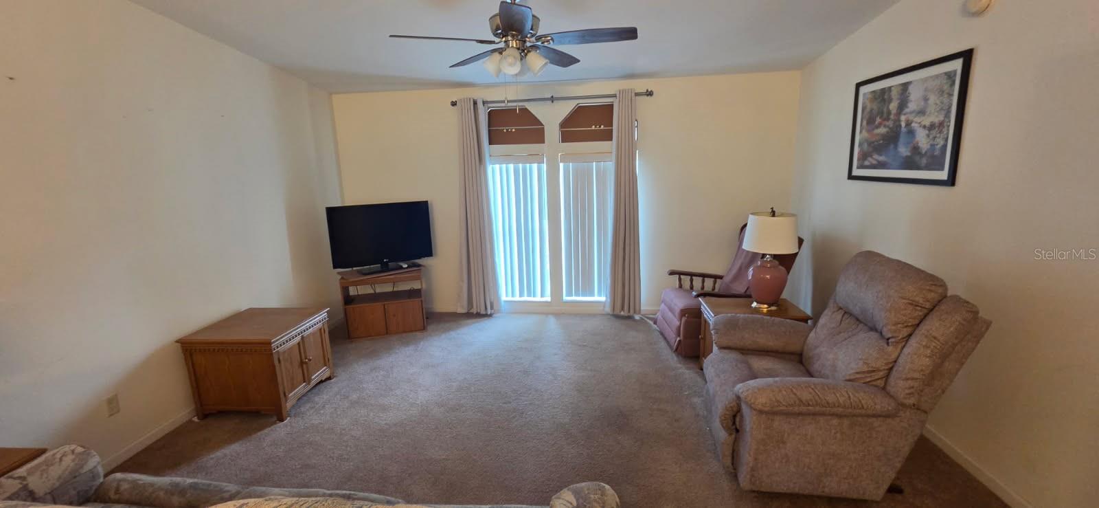 37437 GILL AVE — photo 7