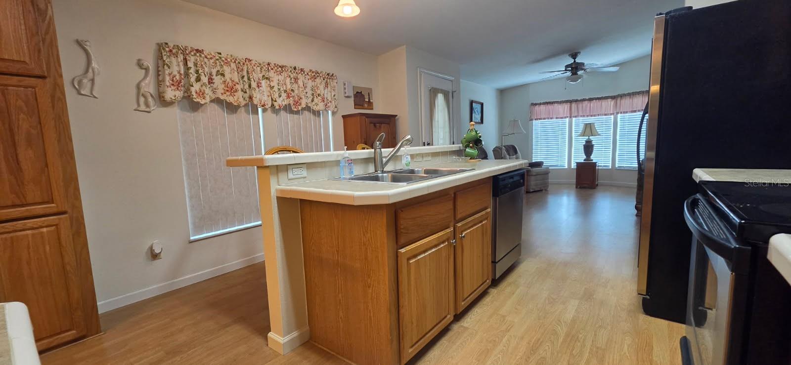 37437 GILL AVE — photo 5