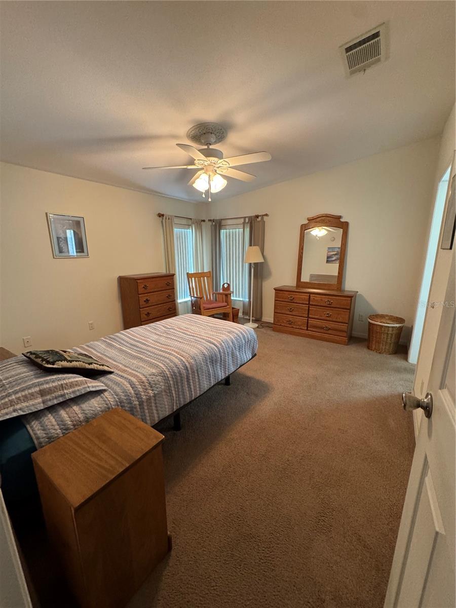 37437 GILL AVE — photo 10