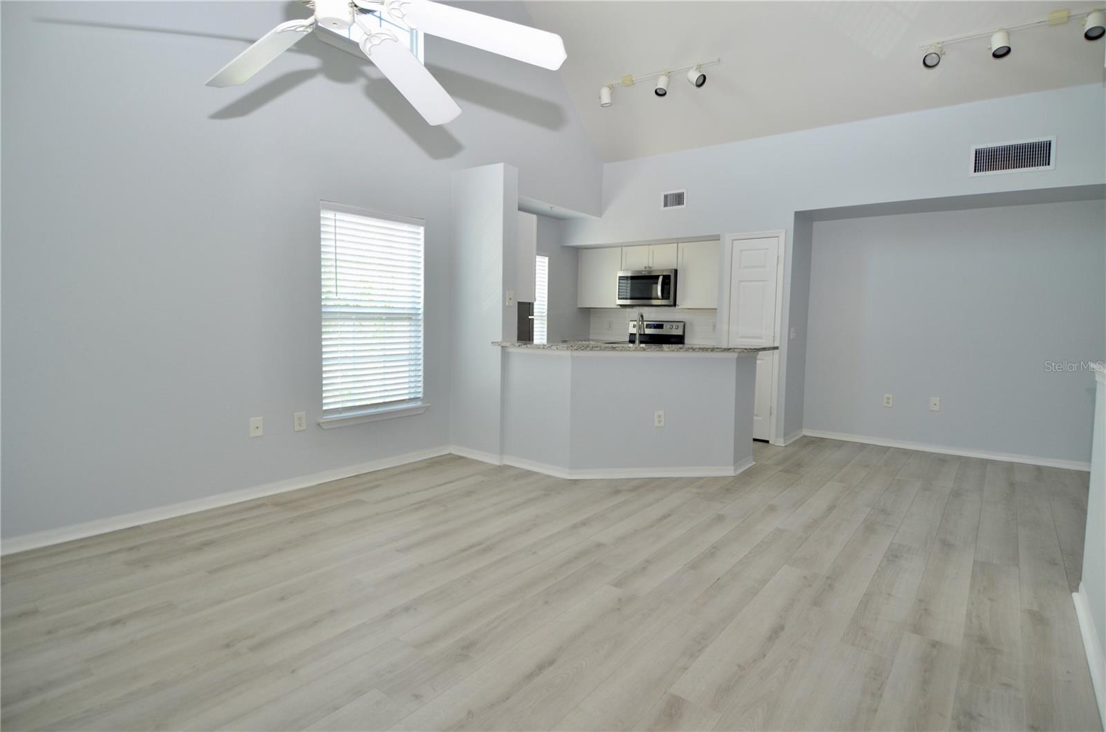 5621 BIDWELL PKWY #202 — photo 7