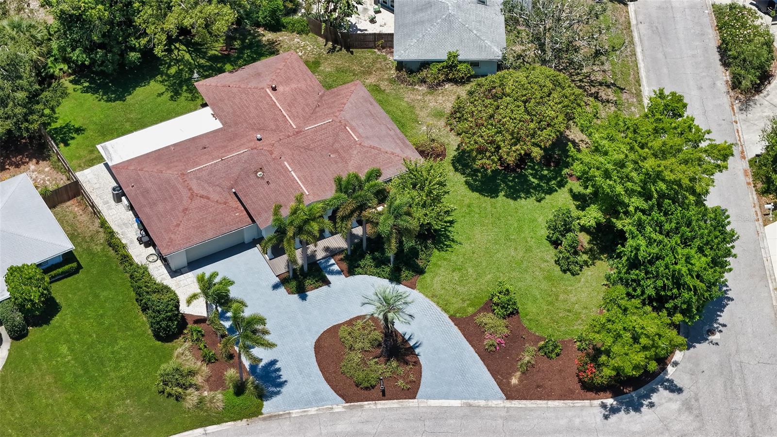 2465 FOSTER LN — photo 44