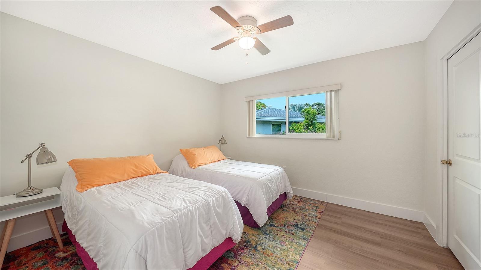 2465 FOSTER LN — photo 34