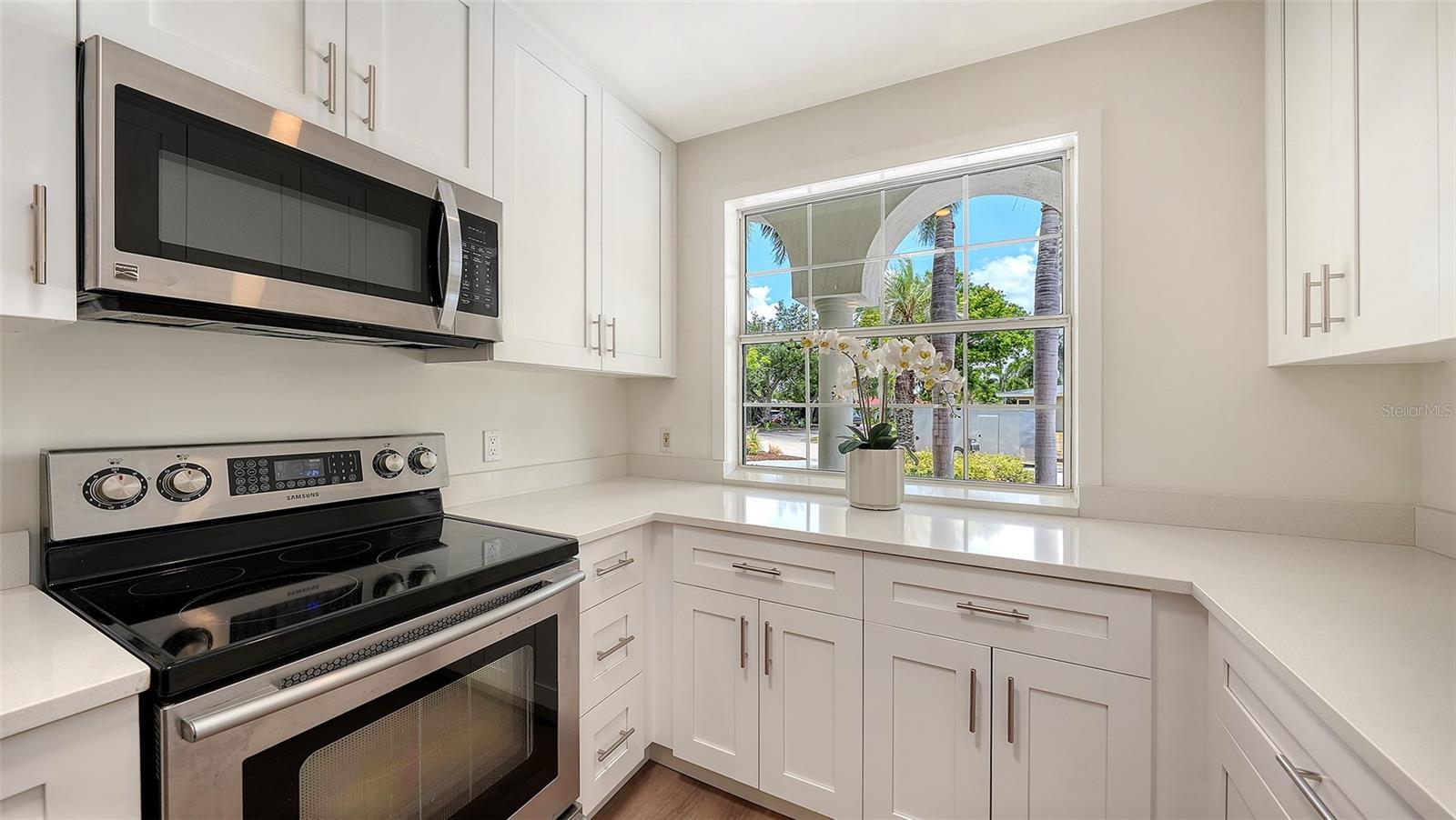 2465 FOSTER LN — photo 17