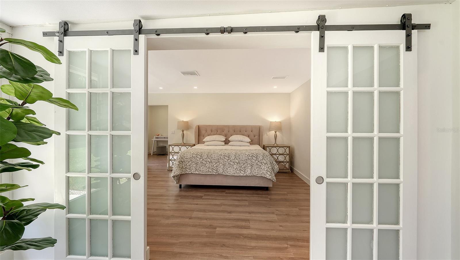 2465 FOSTER LN — photo 25