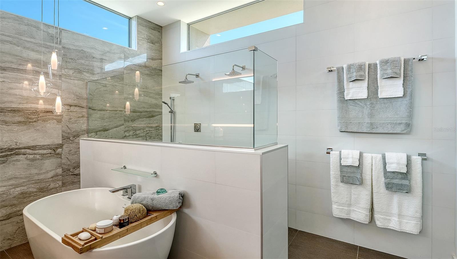 907 35TH AVENUE DR W — photo 33