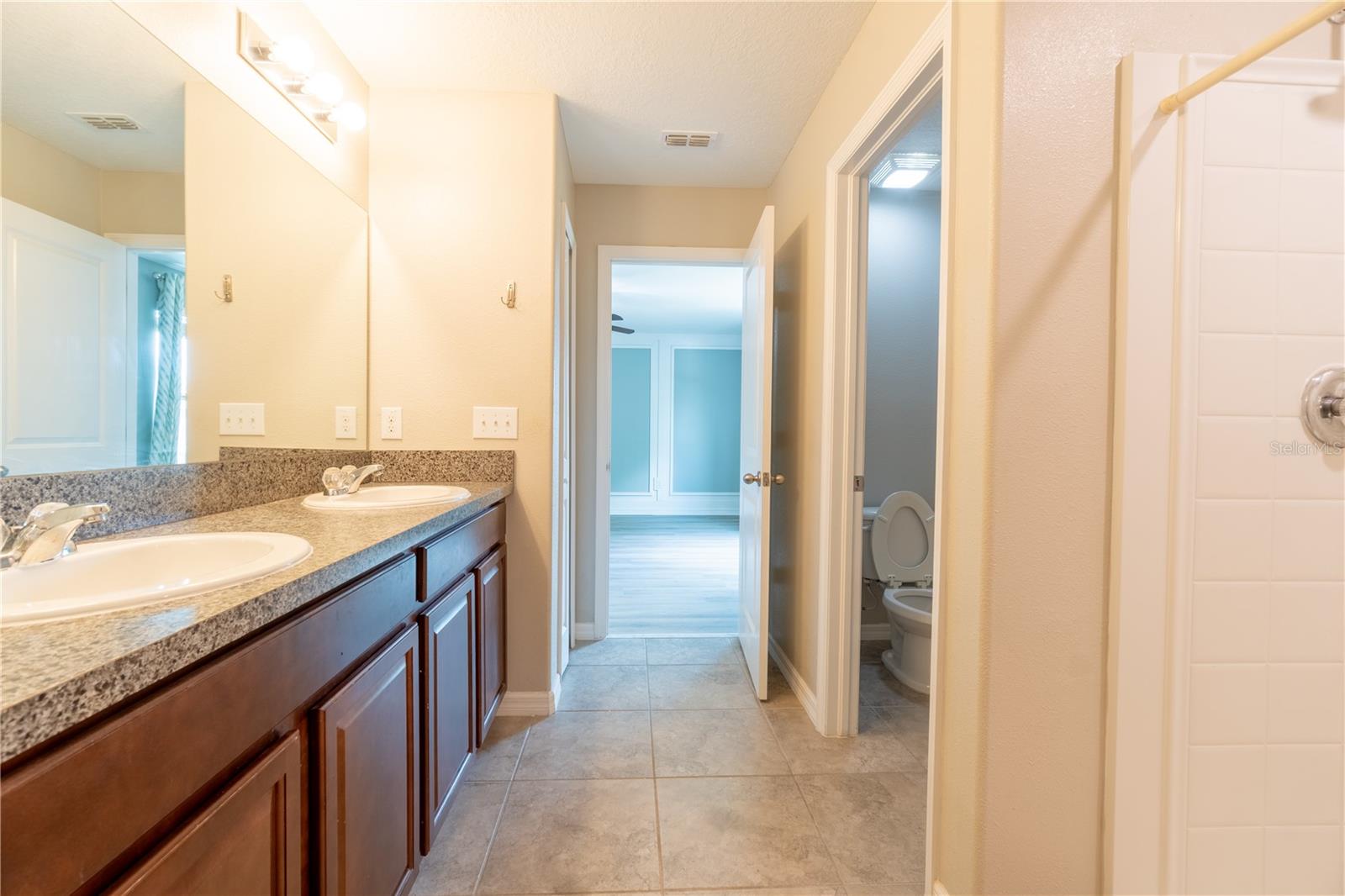 3621 KEARSNEY ABBEY CIR — photo 39