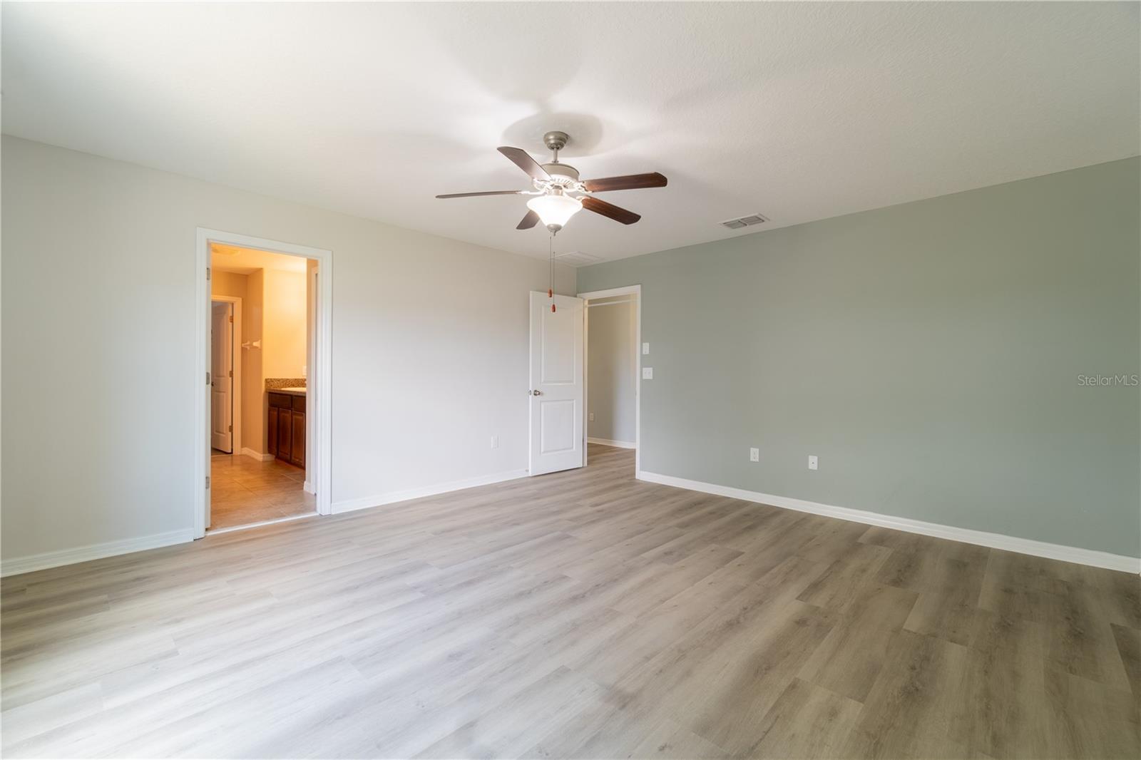 3621 KEARSNEY ABBEY CIR — photo 35