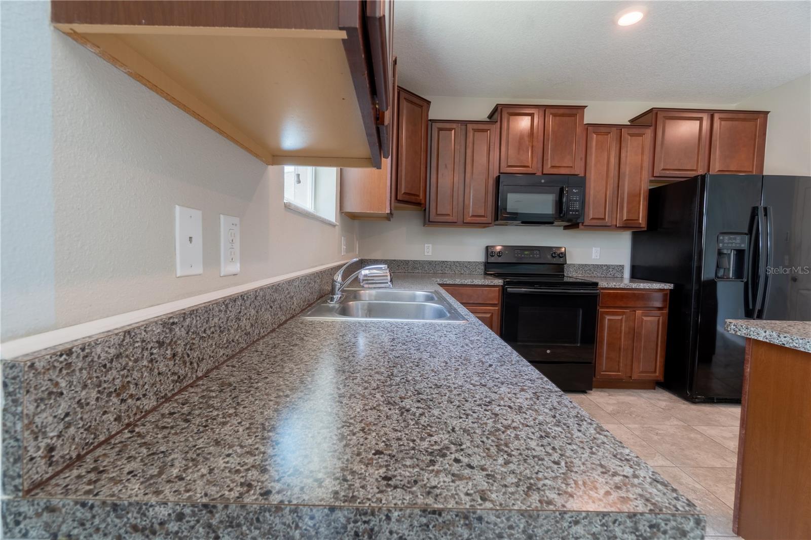3621 KEARSNEY ABBEY CIR — photo 23