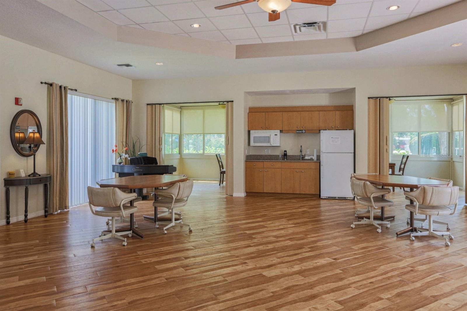 905 BRAMLEY CT #9 — photo 32