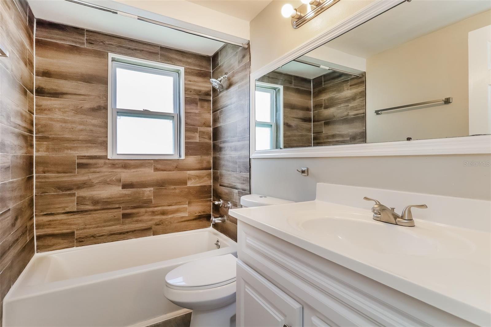 7710 VENICE DR — photo 16