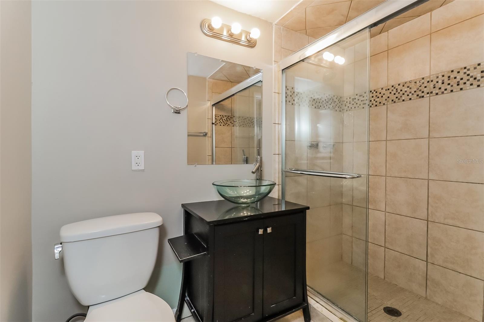 7710 VENICE DR — photo 13
