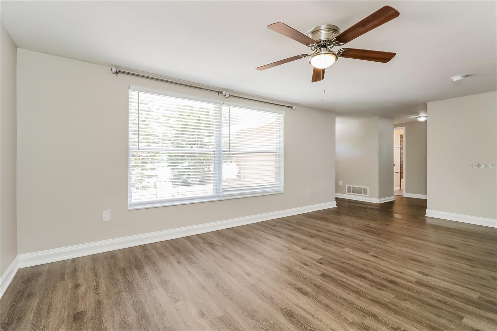 7710 VENICE DR — photo 4