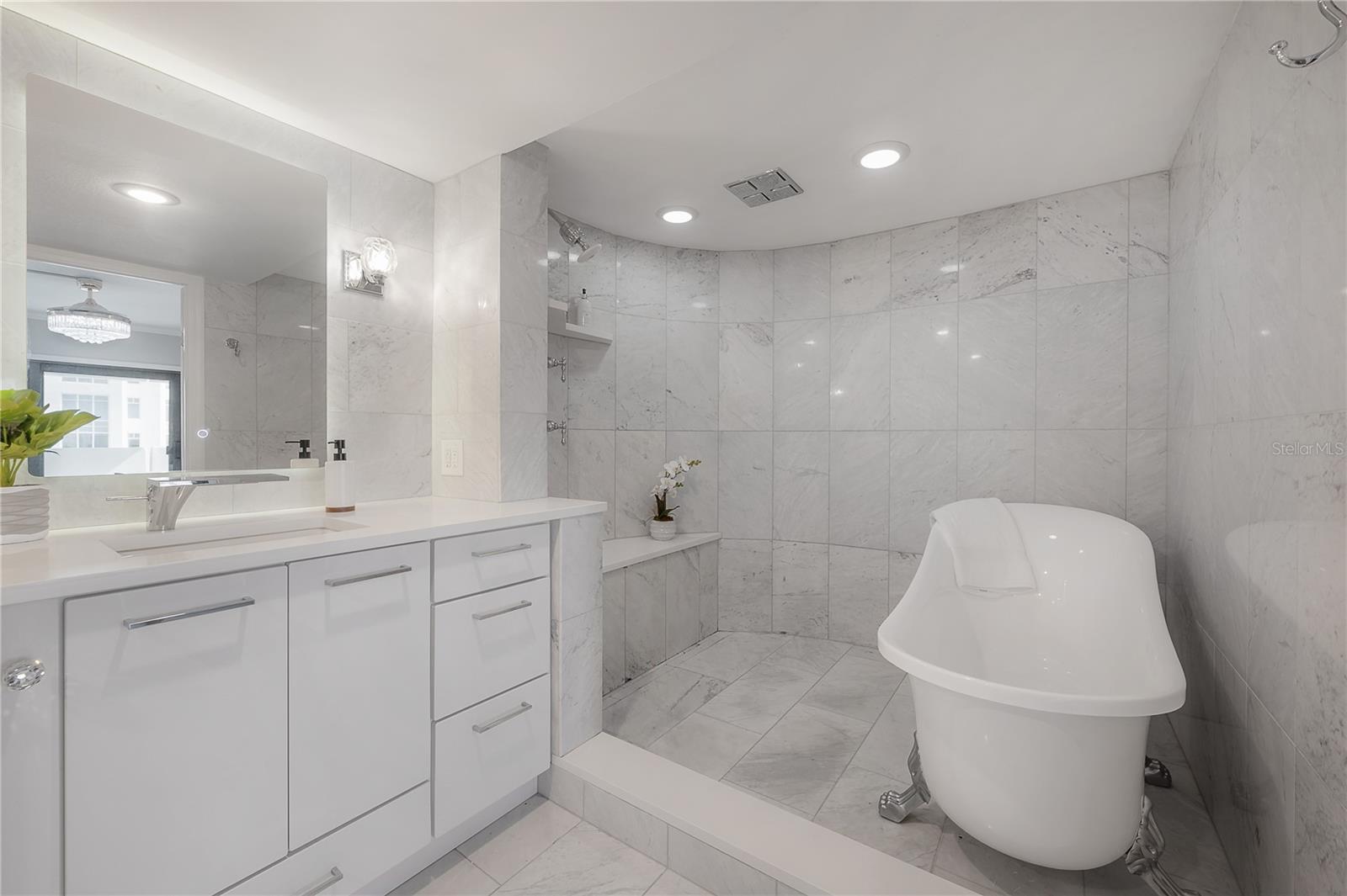 4141 BAYSHORE BLVD #1003 — photo 28