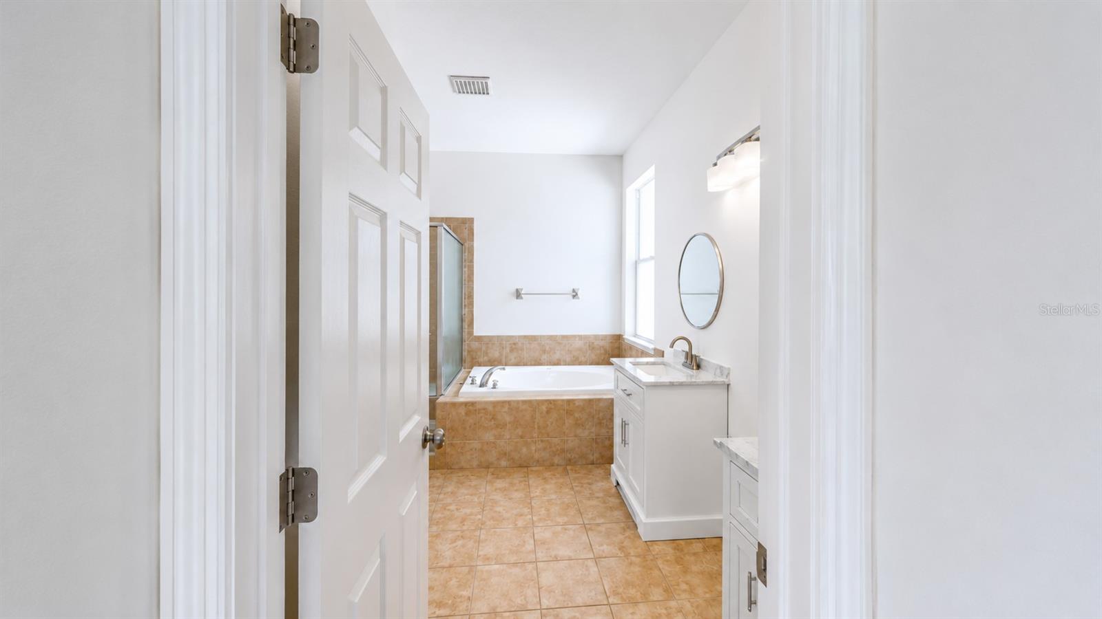 30612 PALMERSTON PL — photo 13