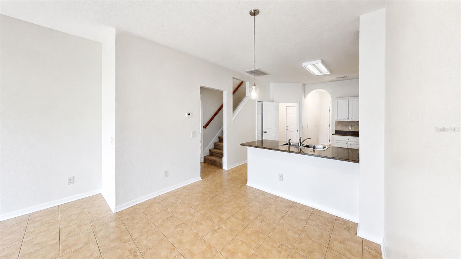 30612 PALMERSTON PL — photo 7