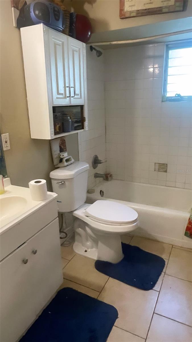 3104 E CHELSEA ST — photo 9