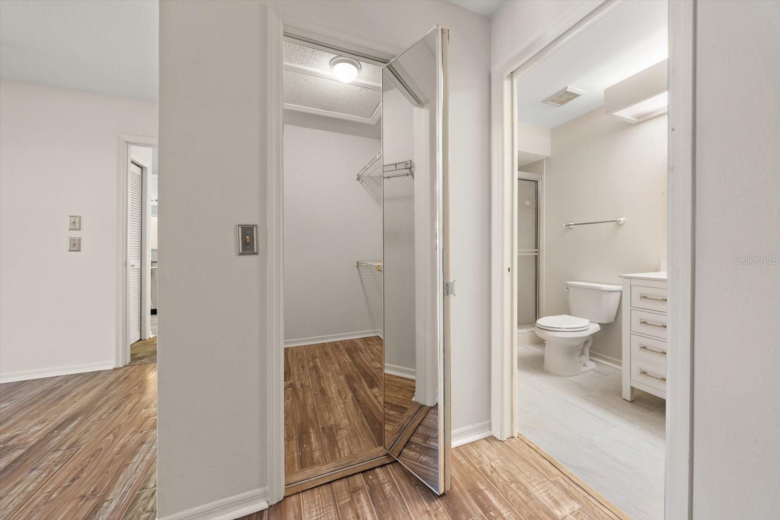 2069 LAKEVIEW DR — photo 21