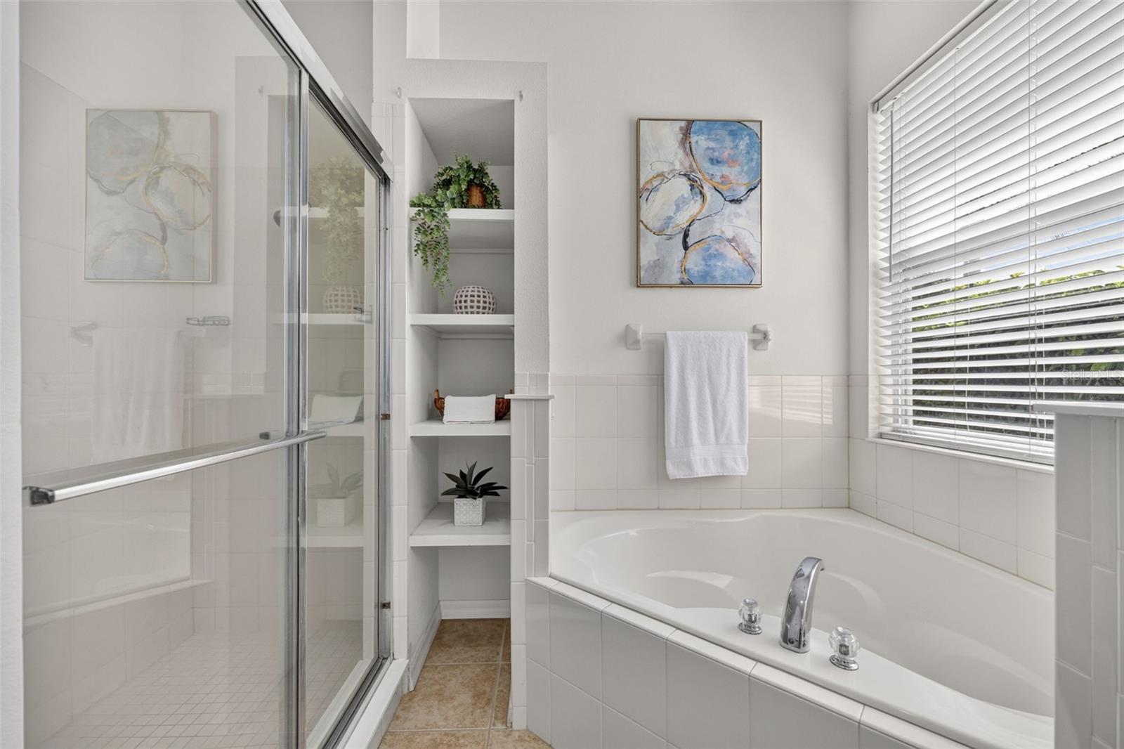5328 LEXINGTON DR — photo 17