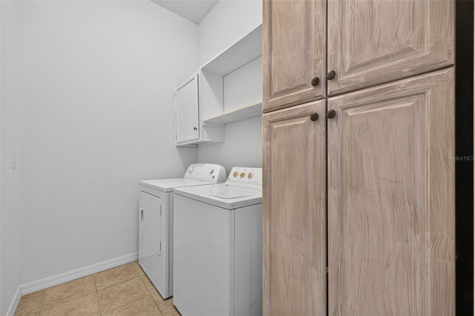 5328 LEXINGTON DR — photo 30