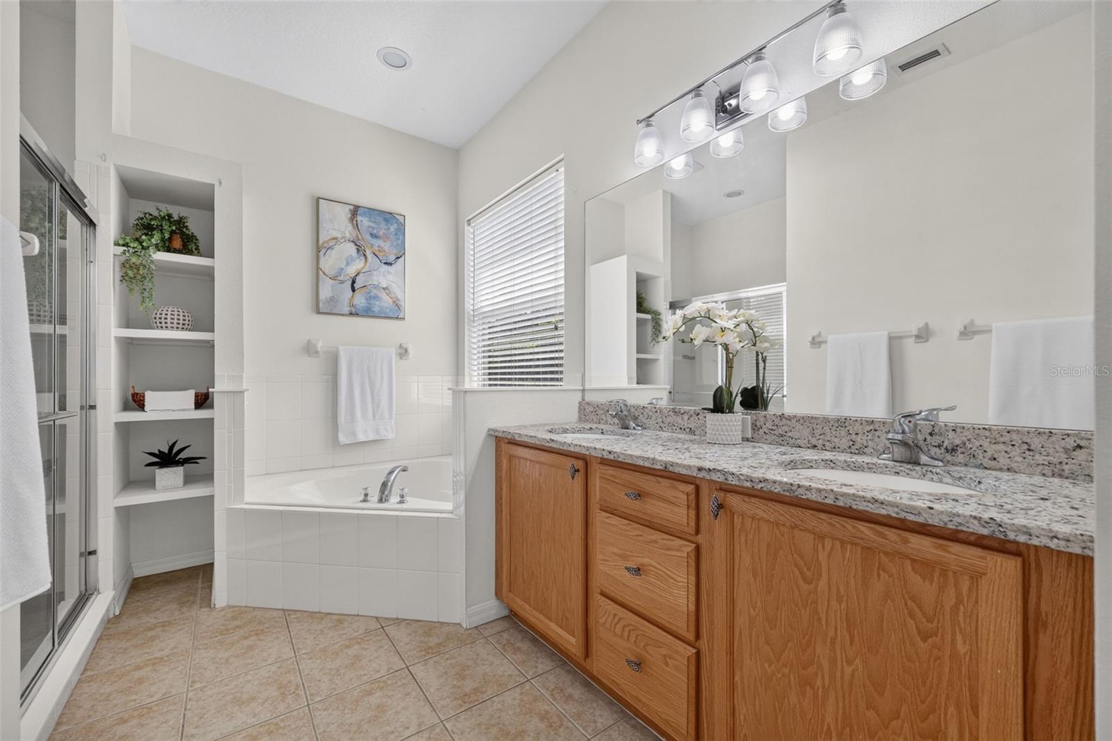 5328 LEXINGTON DR — photo 16