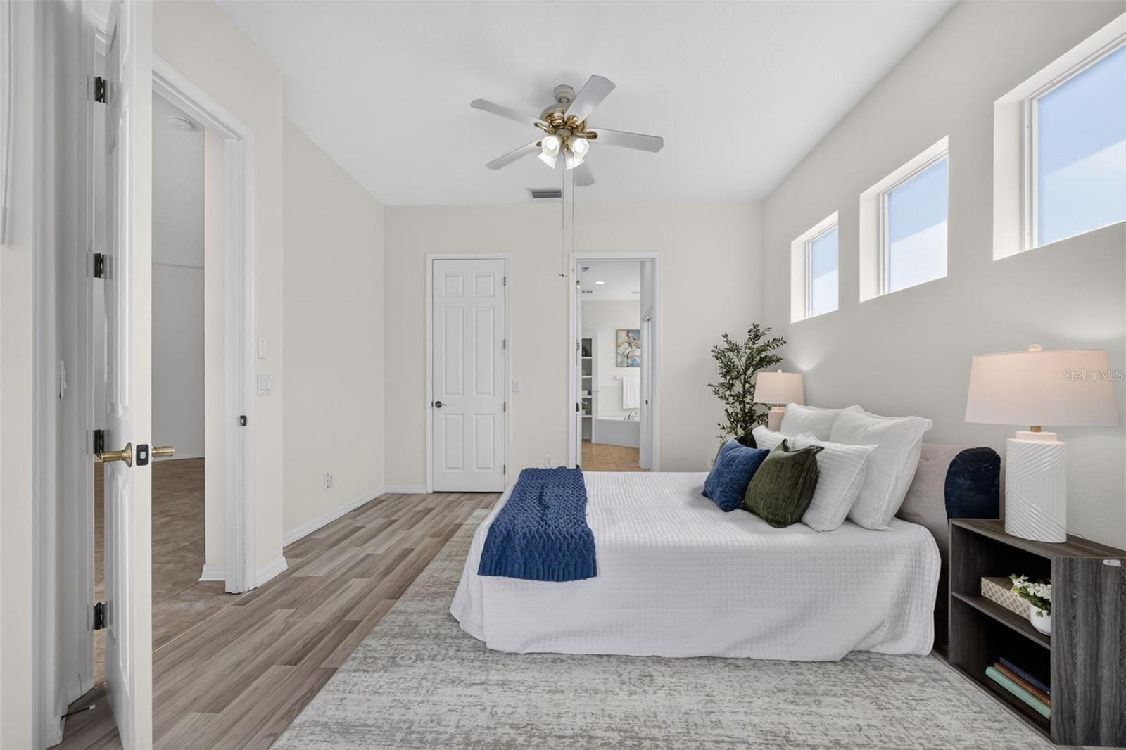 5328 LEXINGTON DR — photo 14