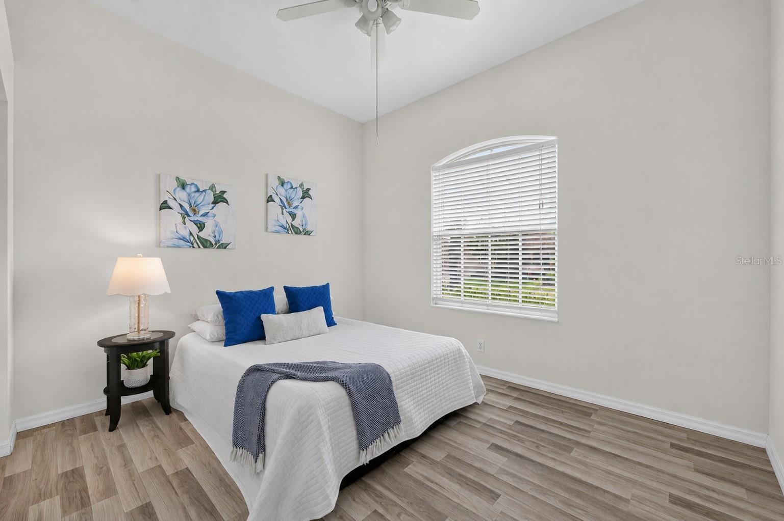 5328 LEXINGTON DR — photo 31
