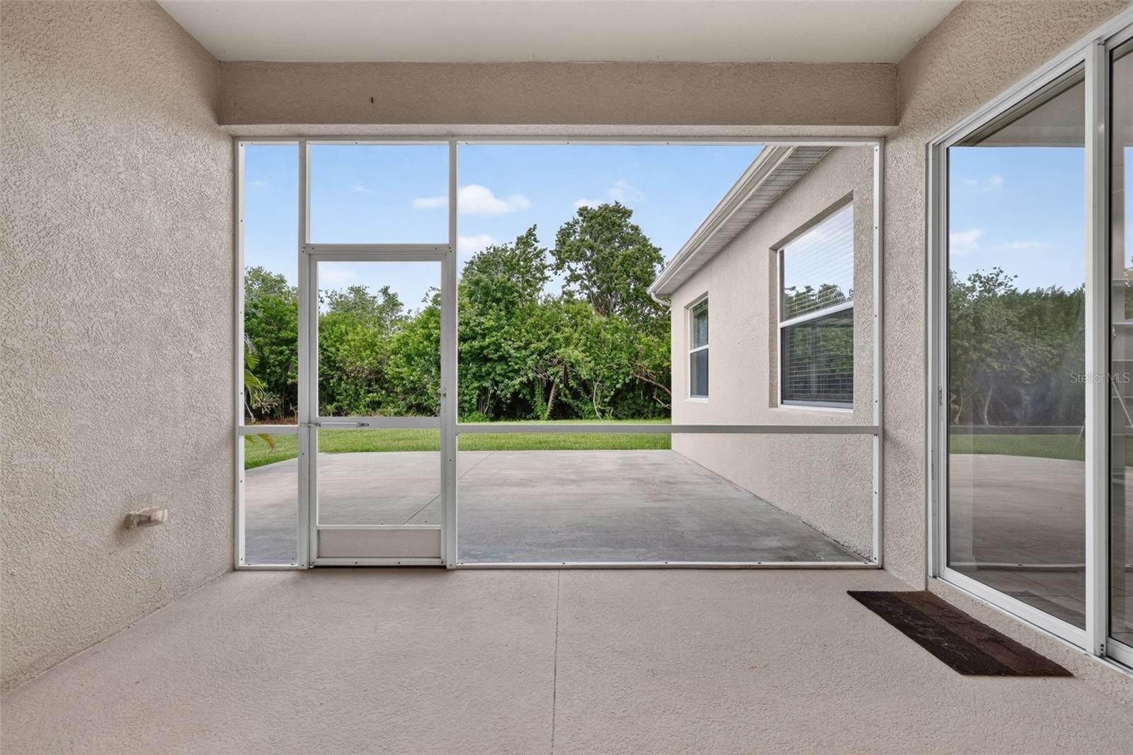 5328 LEXINGTON DR — photo 41