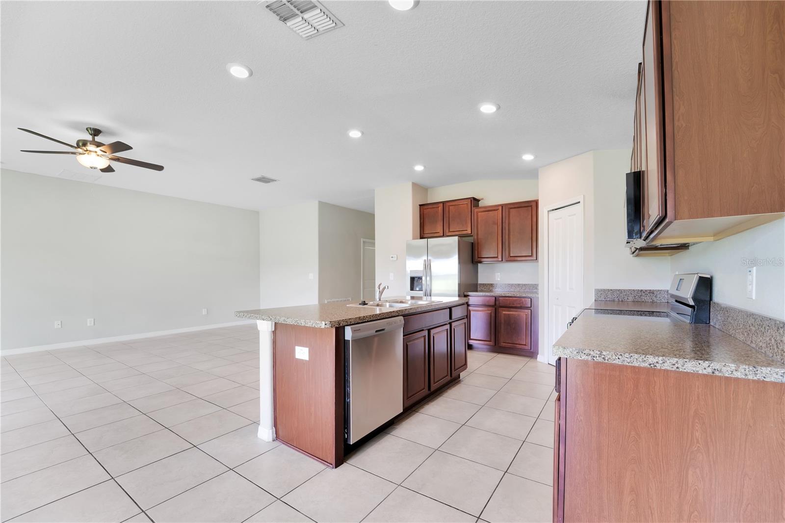 10116 CARLOWAY HILLS DR — photo 8