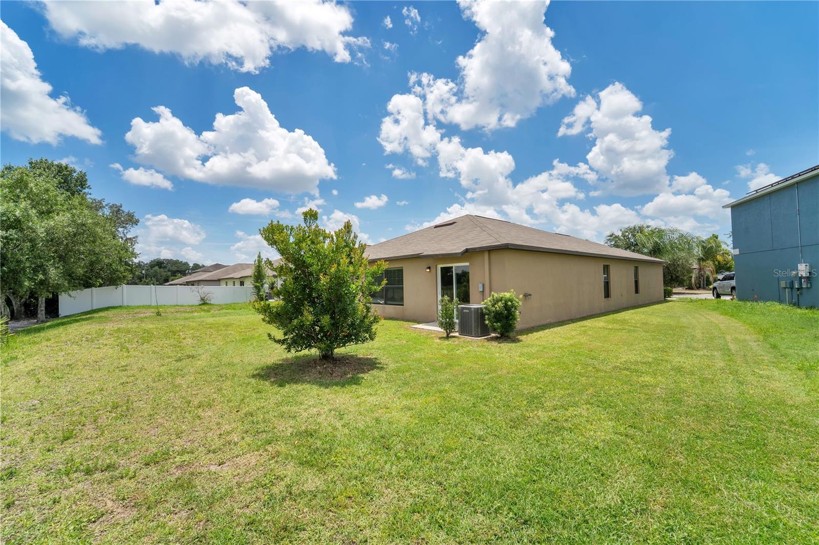 10116 CARLOWAY HILLS DR — photo 28